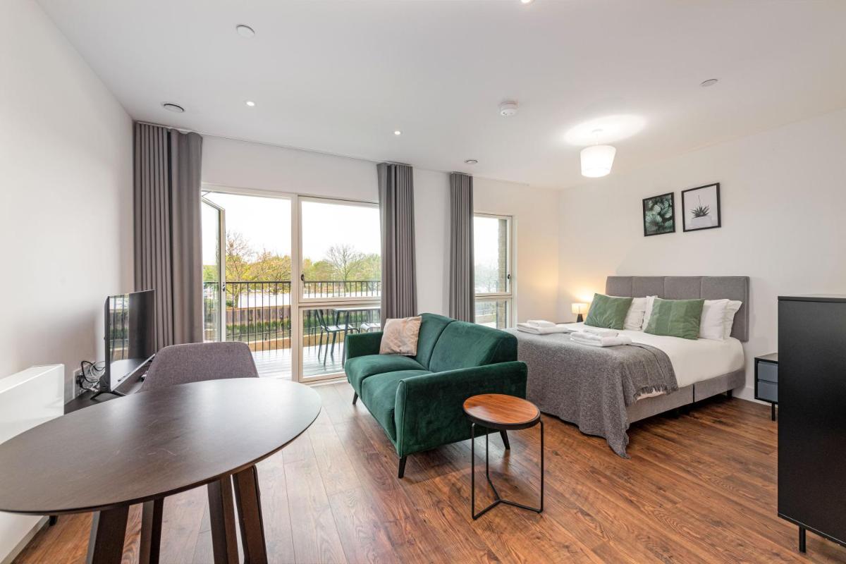 Stayo Apartments Barking Wharf - Housity