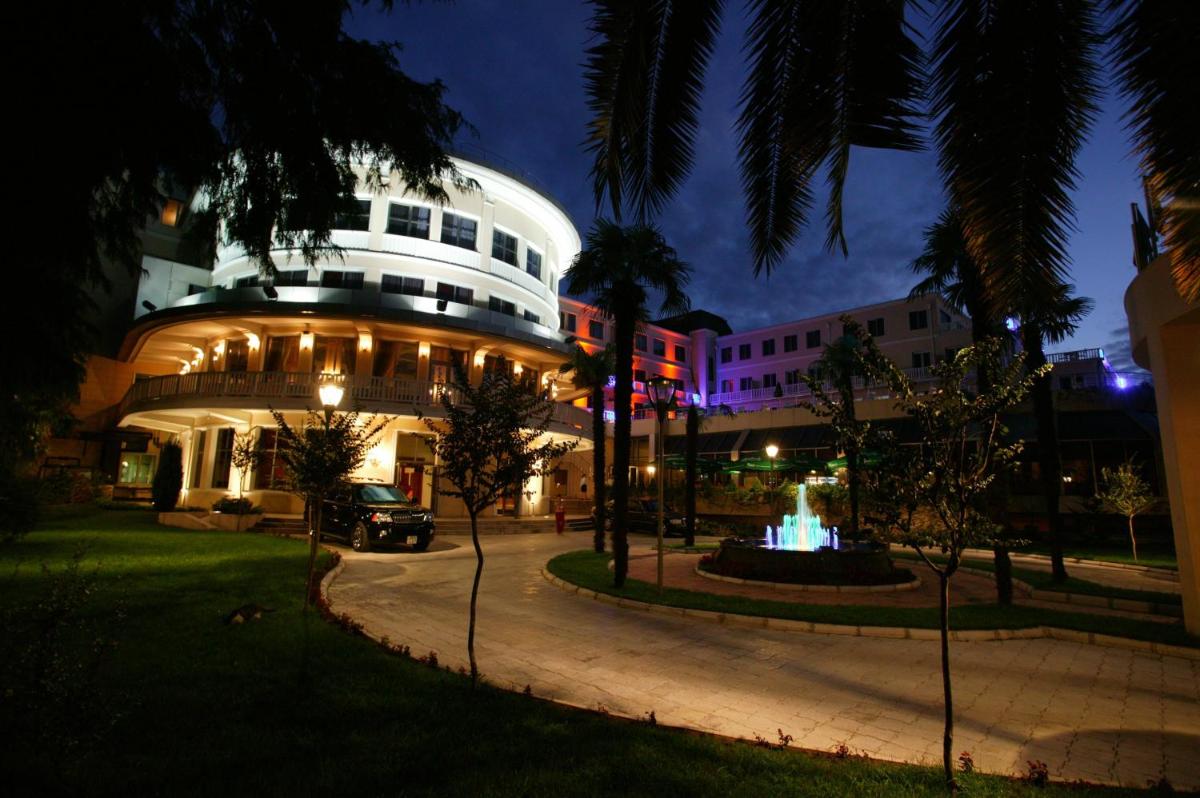 Hotel Intourist Palace Batumi - Housity