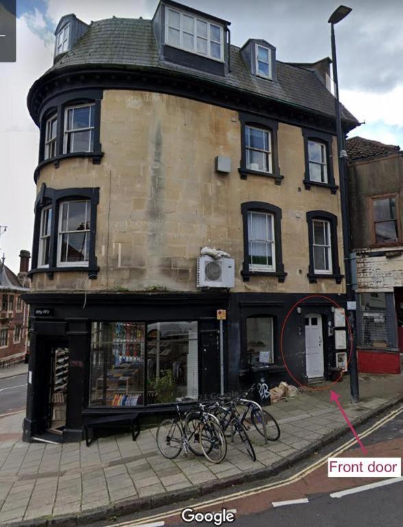 The Thisle - Housity