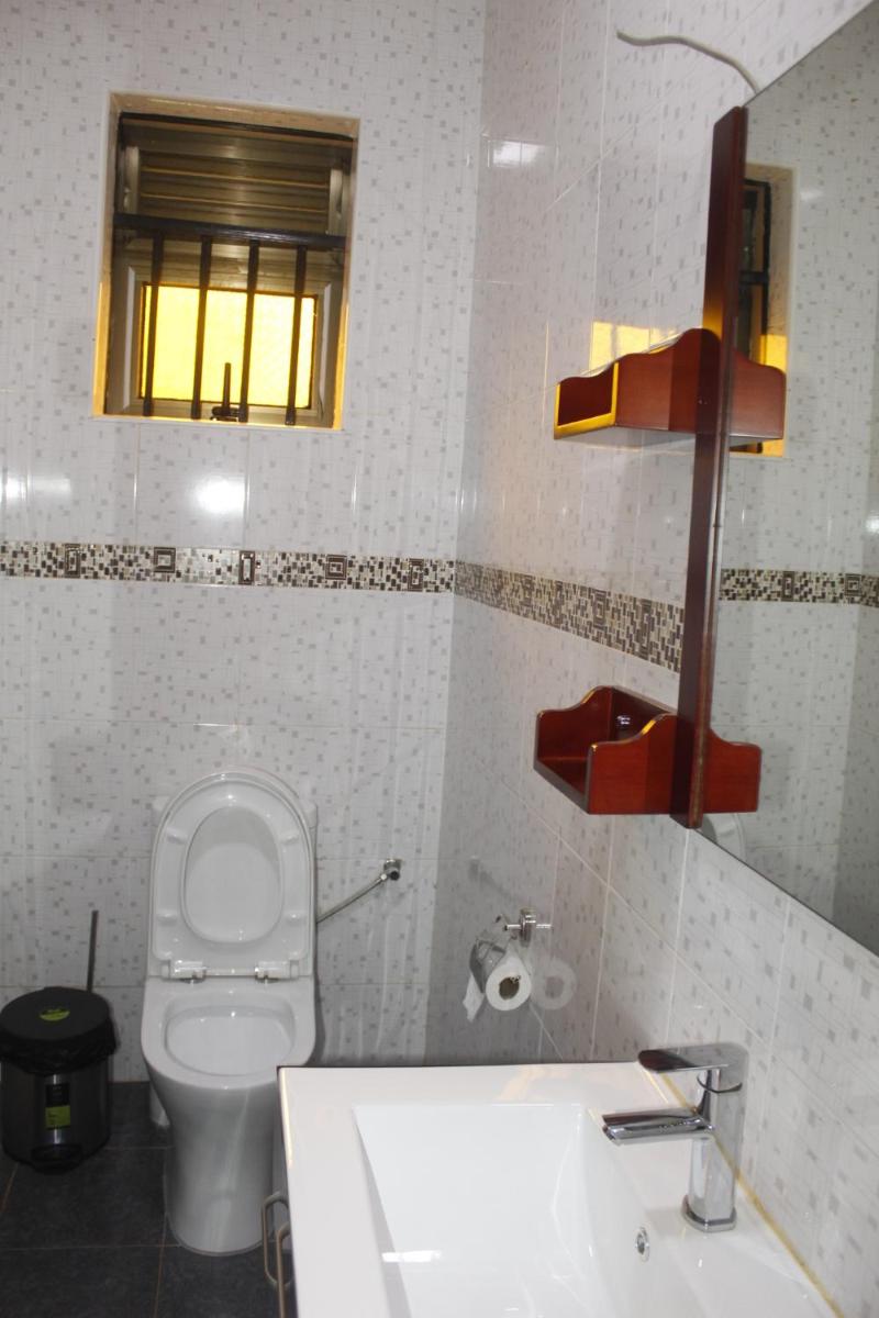 Terezina Guest House and Homes Pakwach - Housity