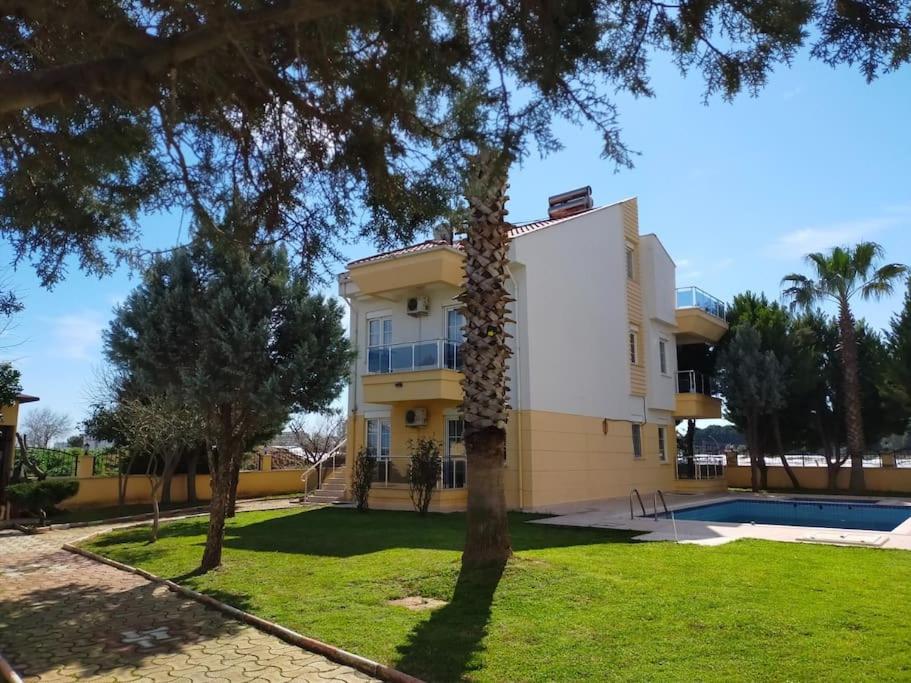 Sunset Apartments - Housity