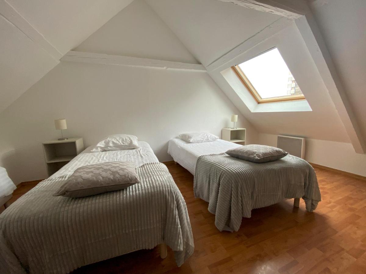 Appartement Place les Halles Parking - Housity