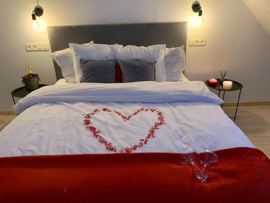 Lovely 1-bedroom appartement Le Joyau with indoor pool and sauna - Housity