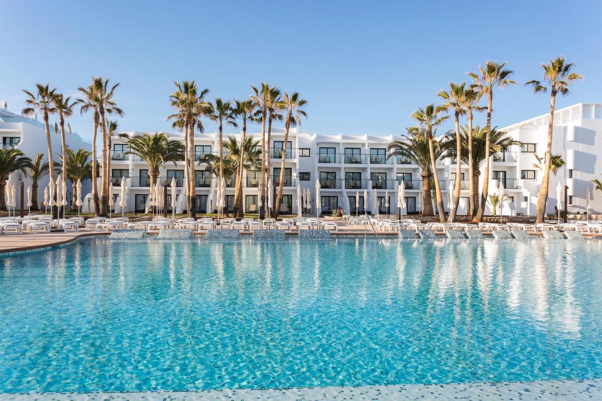 Piscina en o cerca de Grand Palladium White Island Resort & Spa - All Inclusive