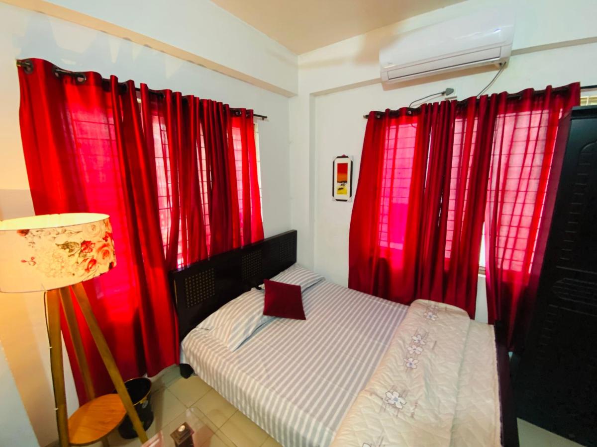 Cozy Budget Friendly Ac Room (Non Attached) - Housity