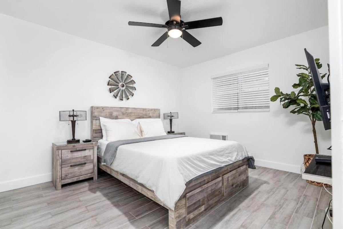 The Pad at Middle River Terrace 1 - Housity