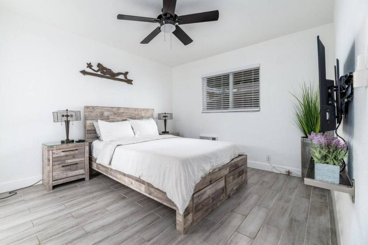 The Pad at Middle River Terrace 2 - Housity