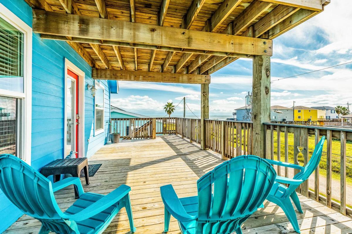 Surf's Up - Housity