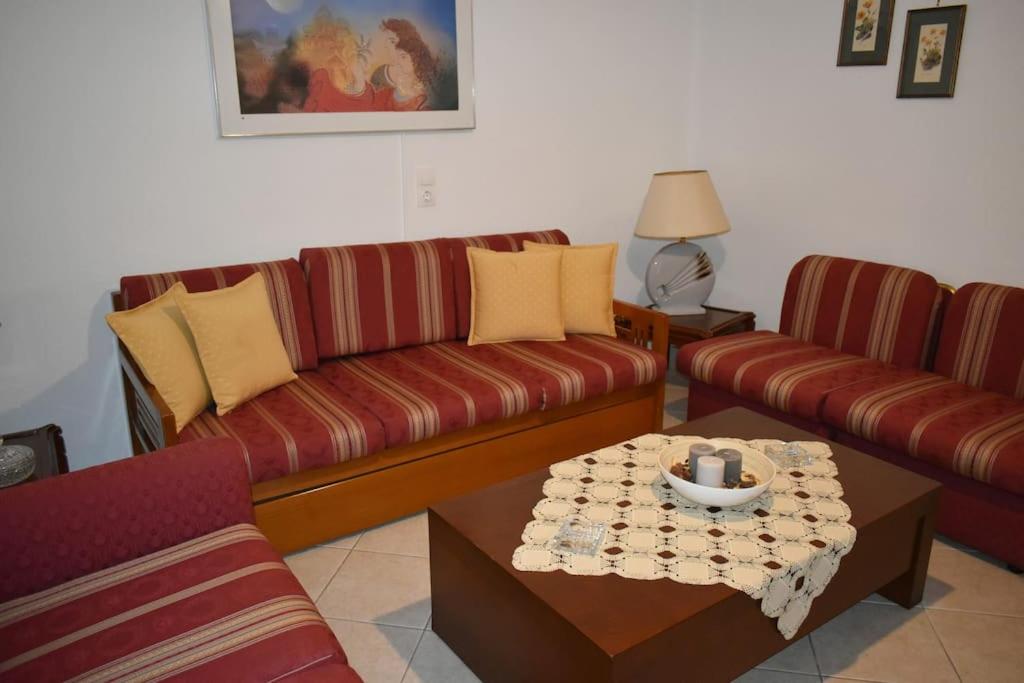 Thalia's House - Housity