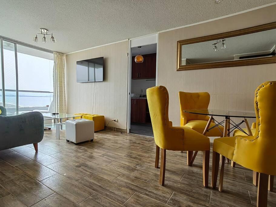 Elegante Departamento con Vista al Mar - Hizvo