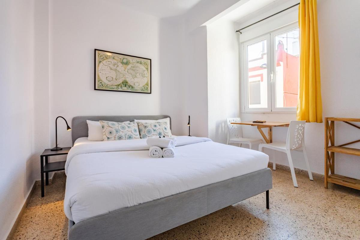 Suitetrails - Hostal El Perelló, Valencia