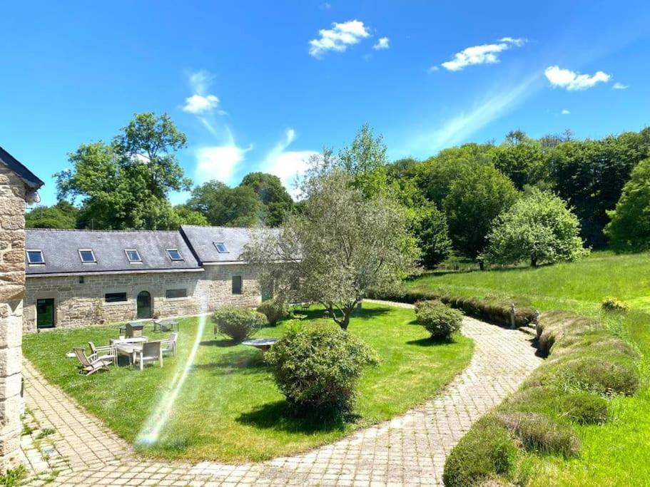 Domaine de COAT CREN I Manoir XVIIIe siècle, maisons de charmes et chambres d'hôtes - Housity