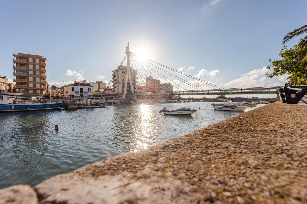 Hostal El Perelló, Valencia - Housity