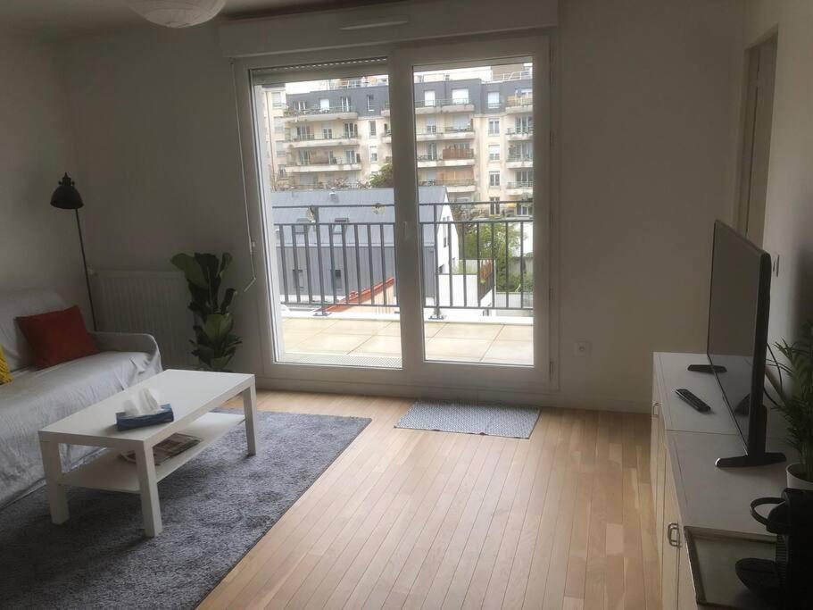 Charmant appartement à la limite de Paris - Housity