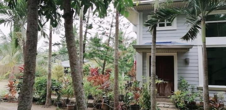 The gateway to access your laidback adventure. - Housity