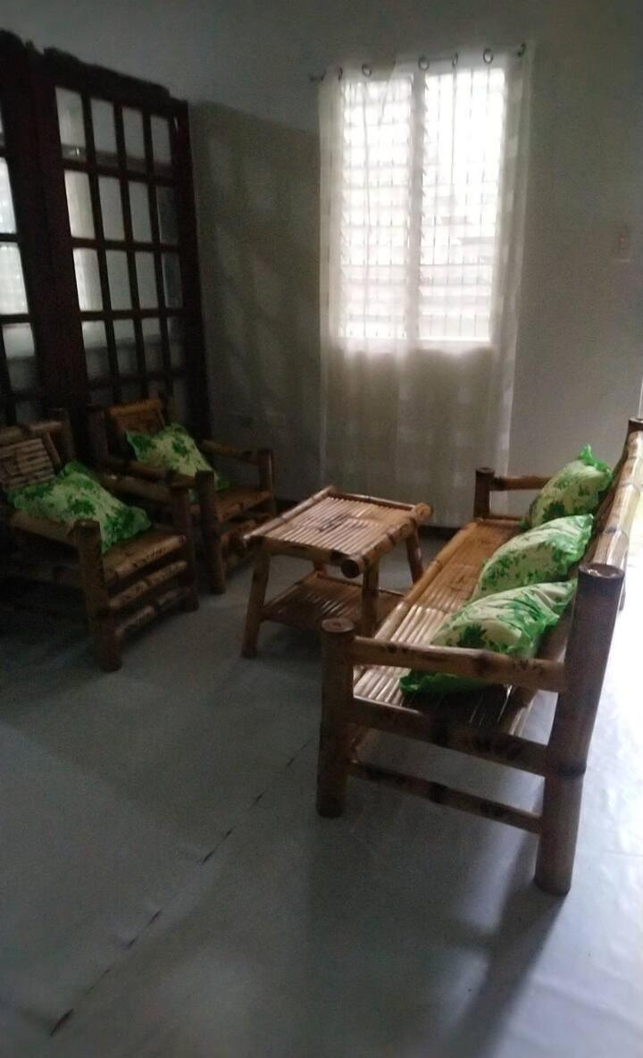 Vickys Farm And Resort - Housity