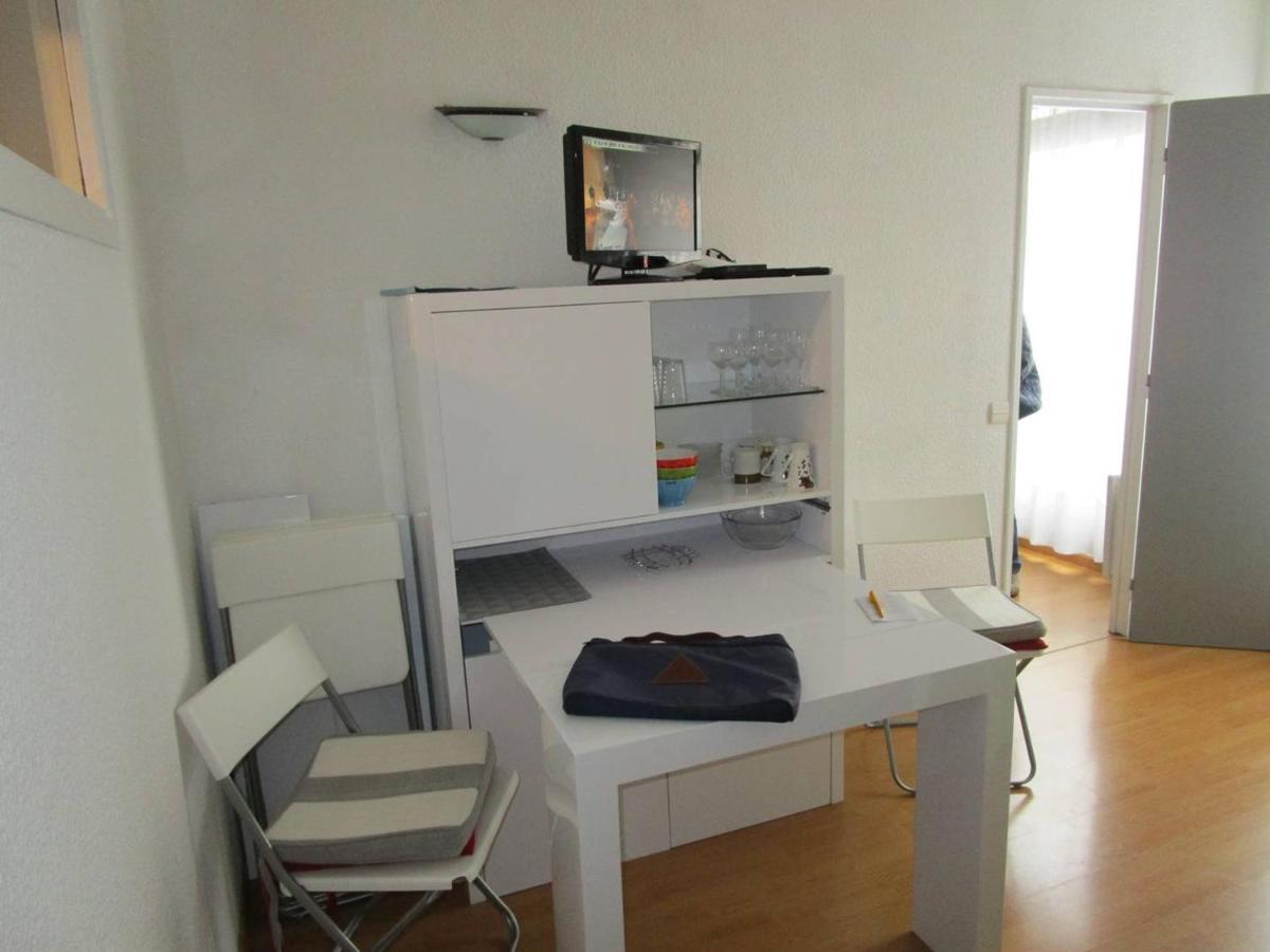 Appartement T2 à Cauterets, proche centre, parking et box inclus, idéal pour 5 personnes - FR-1-234-237 - Housity