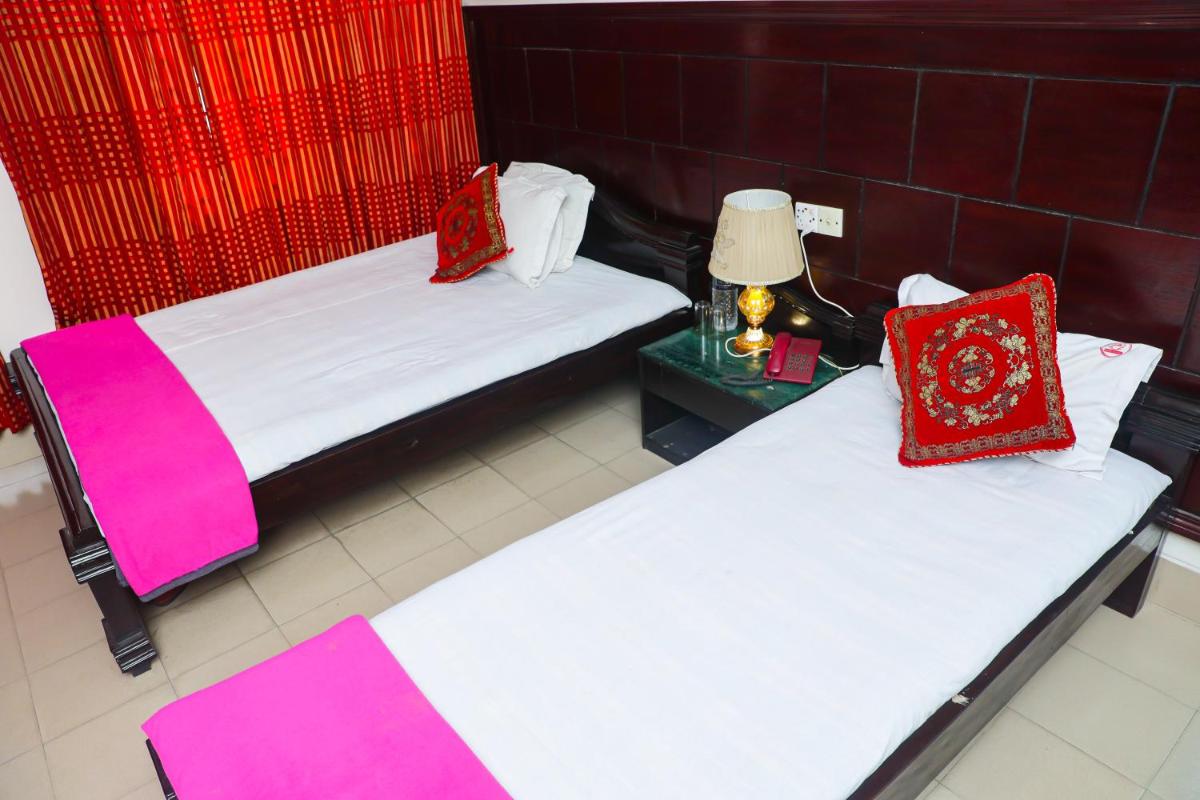 Ali International Hotel - Housity