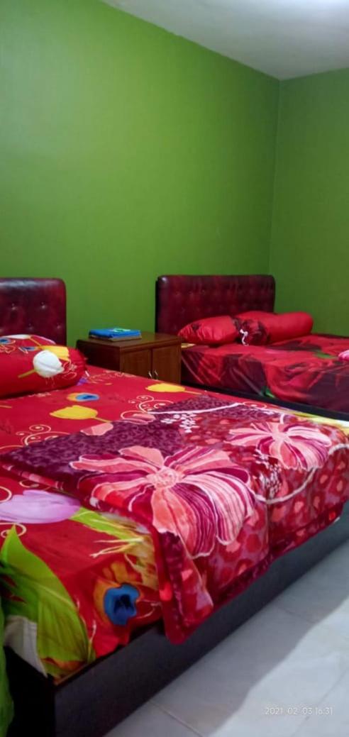 Villa samara 2 homestay Tawangmangu - Housity