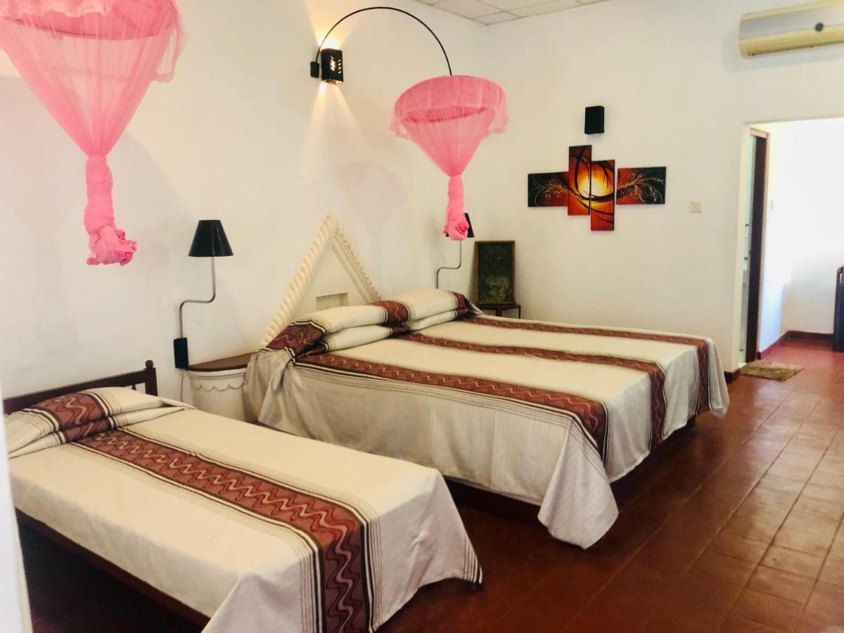 Hotel Hemadan - Housity