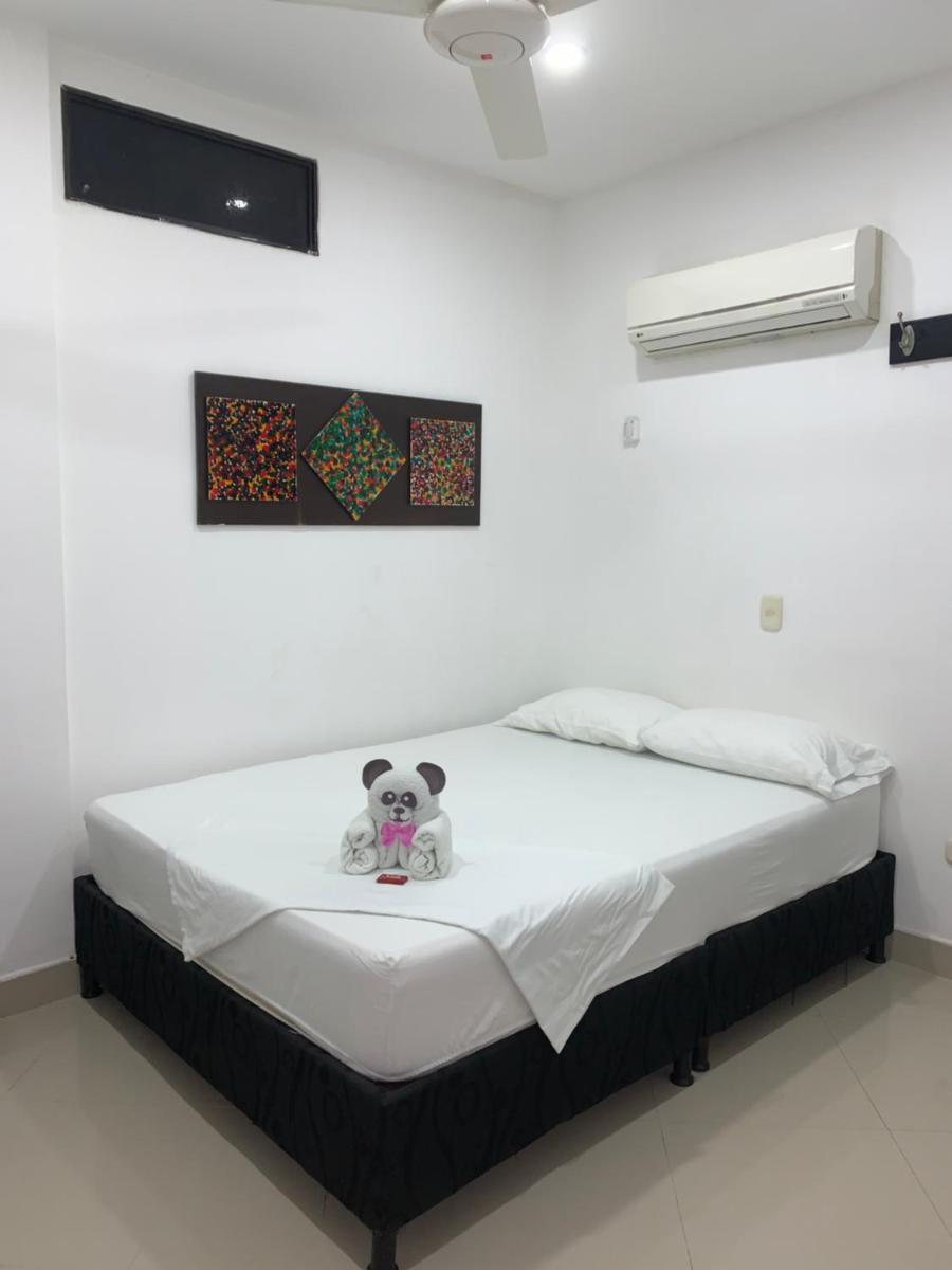 HOTEL PUERTO DORADO - Housity