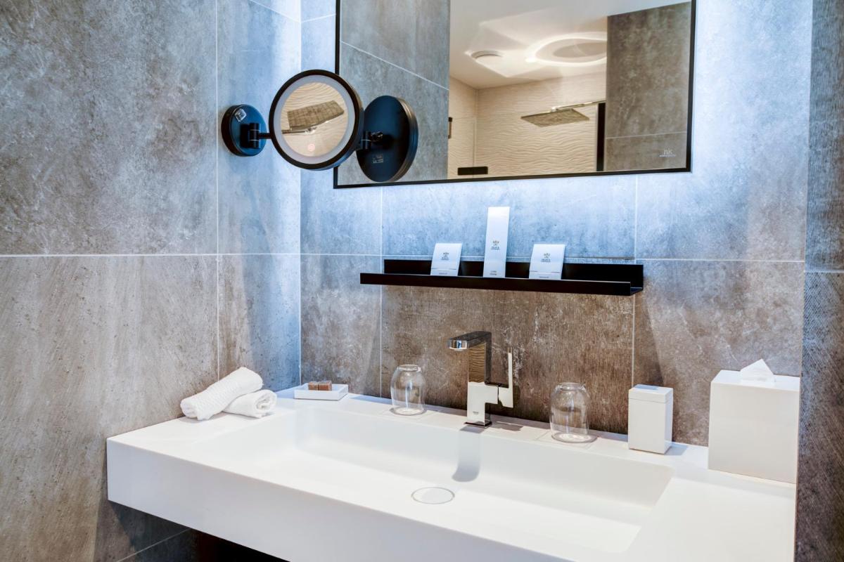 Salle de bains dans l'établissement Fleur de Loire