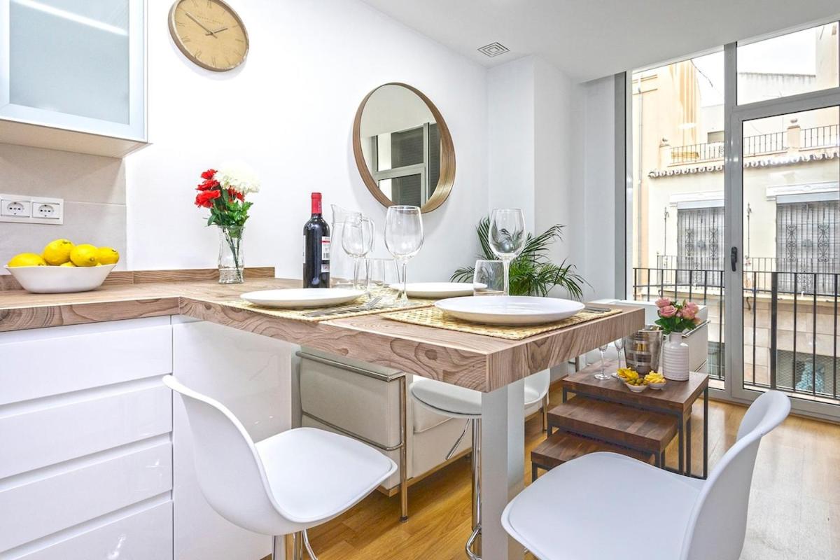 -MalagaSunApts- Fashion Historical city centre - Housity