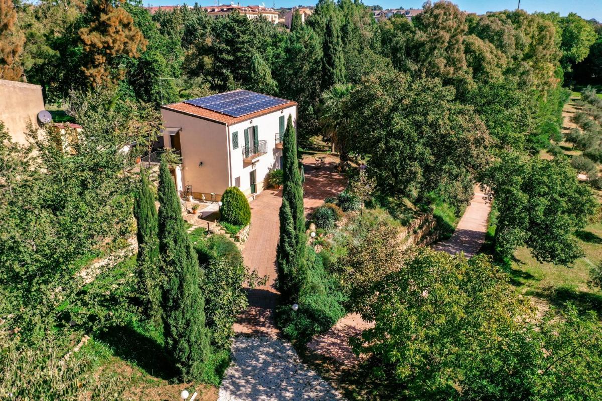 Dream House - Housity
