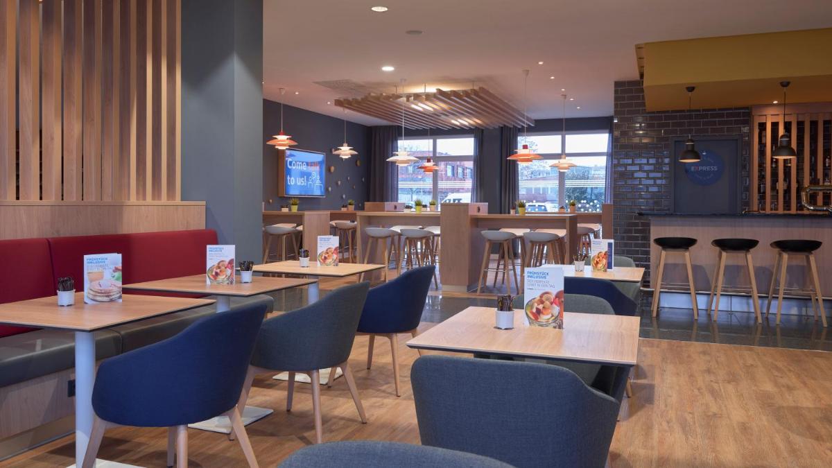 Holiday Inn Express Frankfurt Messe by IHG - Housity