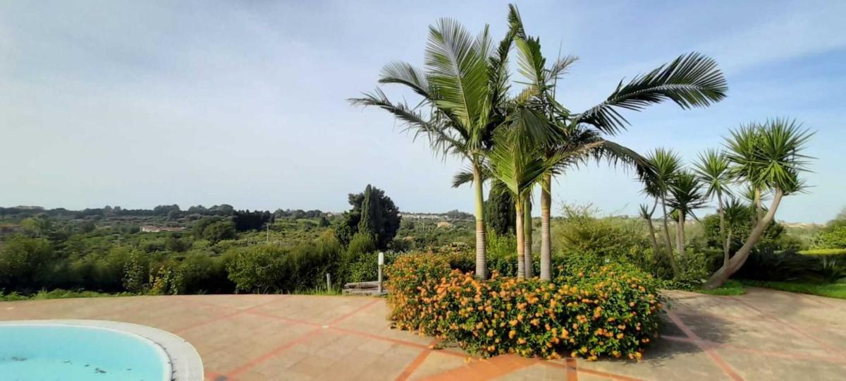 Villa Sanna Con Piscina - Housity