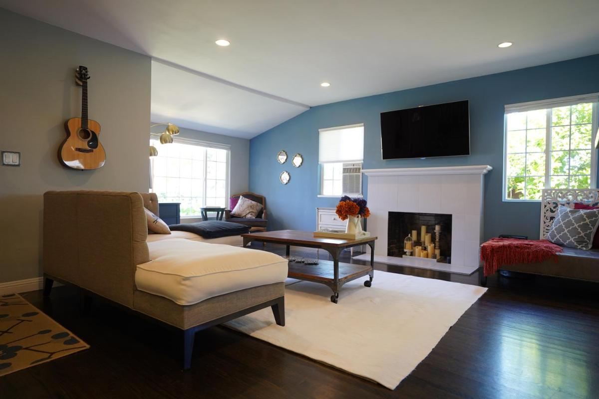 Redwood City Bright 3Bd 2Bath Downtown - Housity
