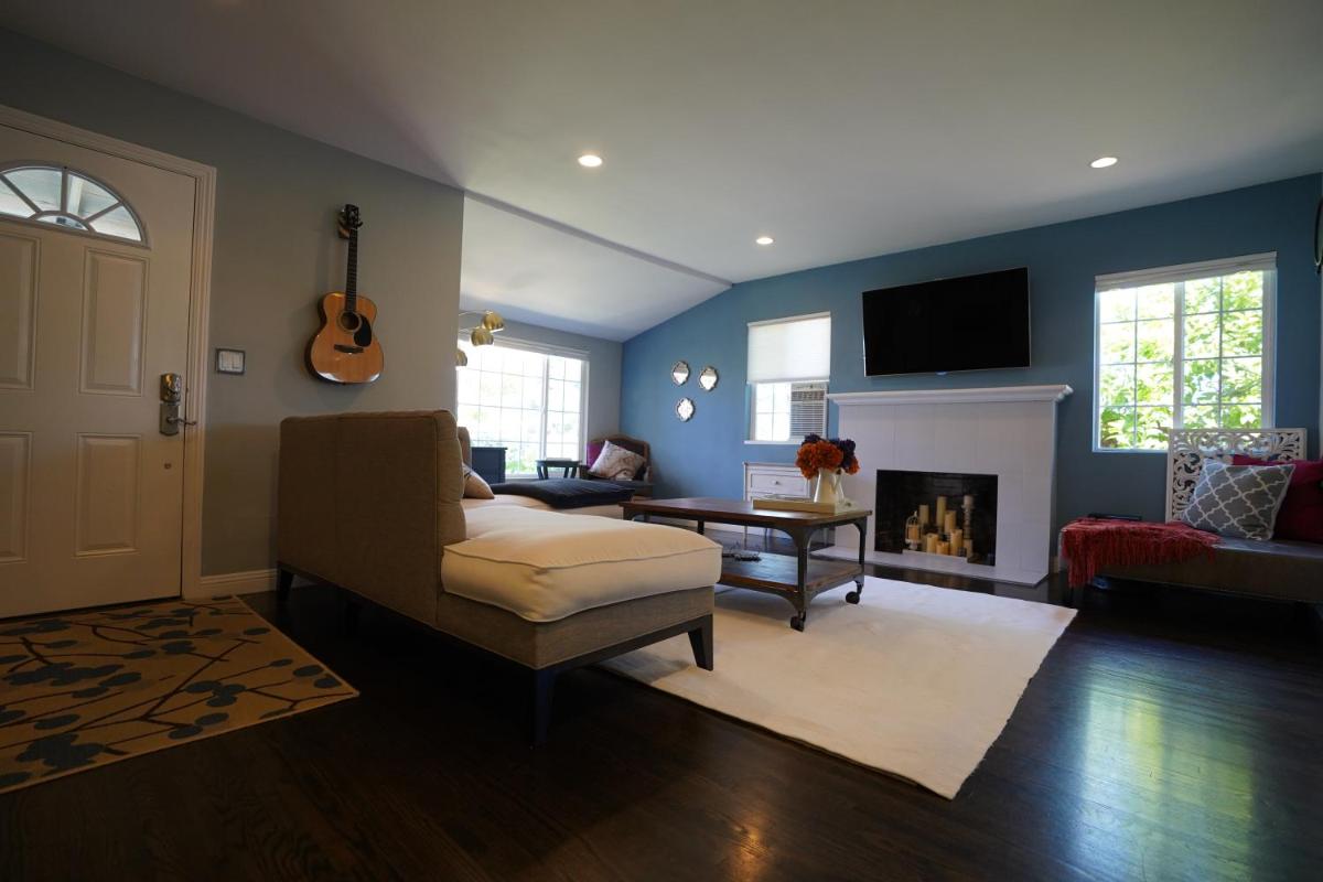 Redwood City Bright 3Bd 2Bath Downtown - Housity