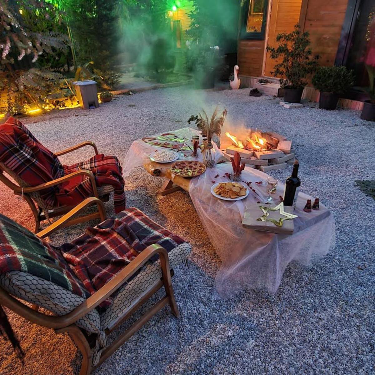 Suitetrails - Bungalow with Shared Garden near Beach