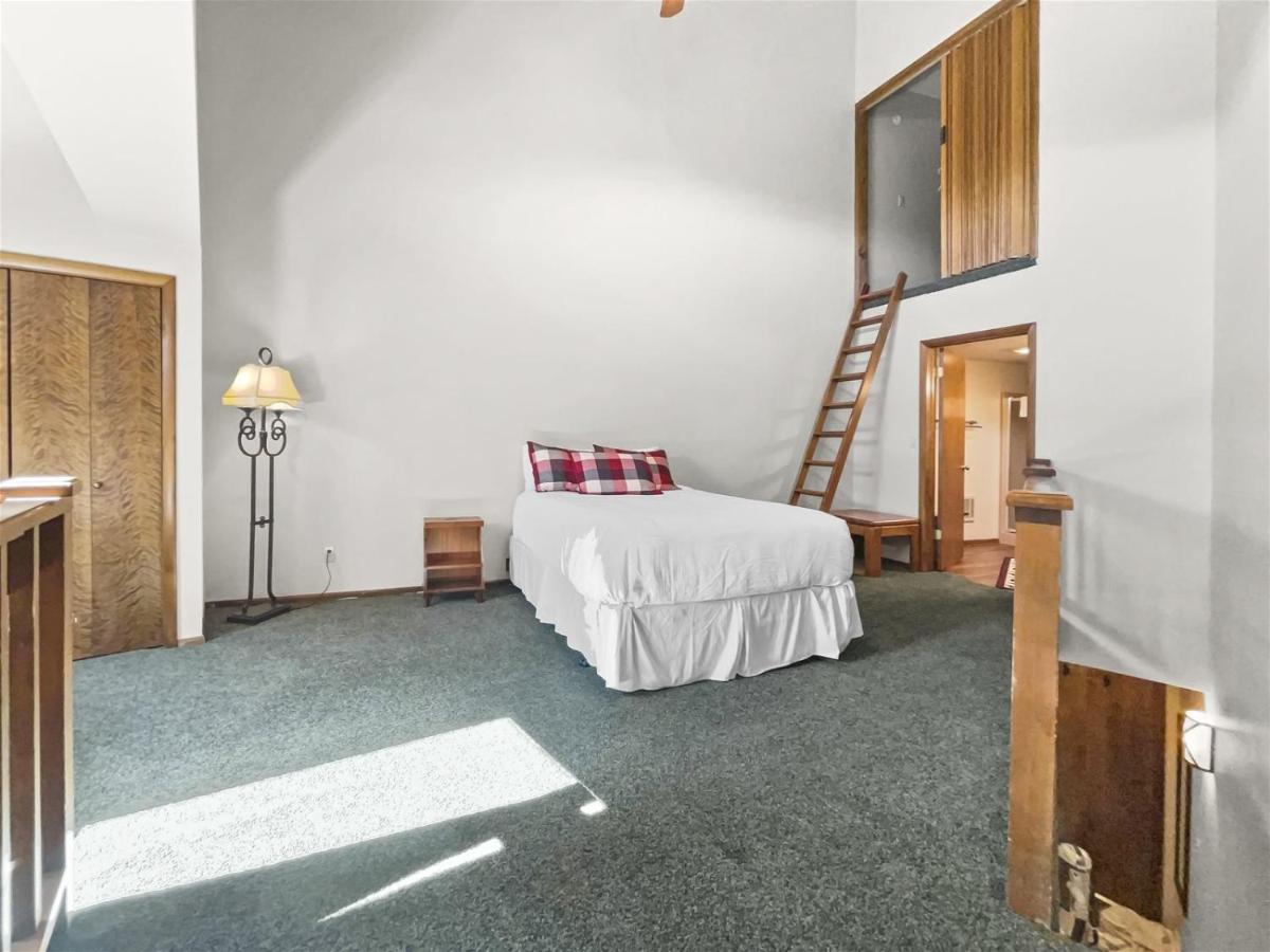 Timbernest 3B - Housity