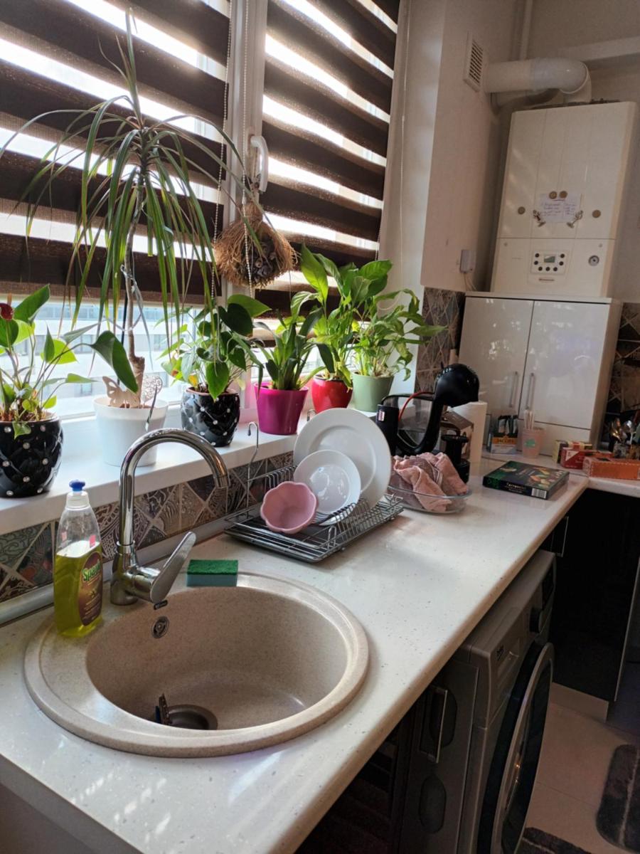 Apartament 2 camere cu parcare privata - Hizvo