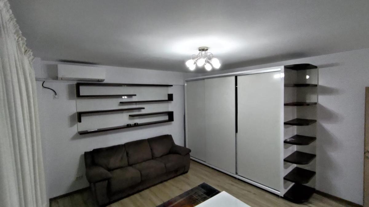 Suitetrails - Bucium Confort Apartment