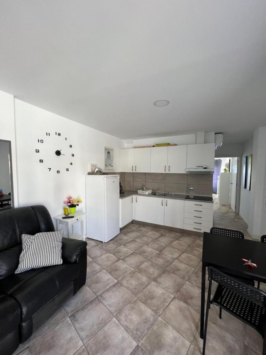 San Agustin,close to the Beach with pool ! - Housity