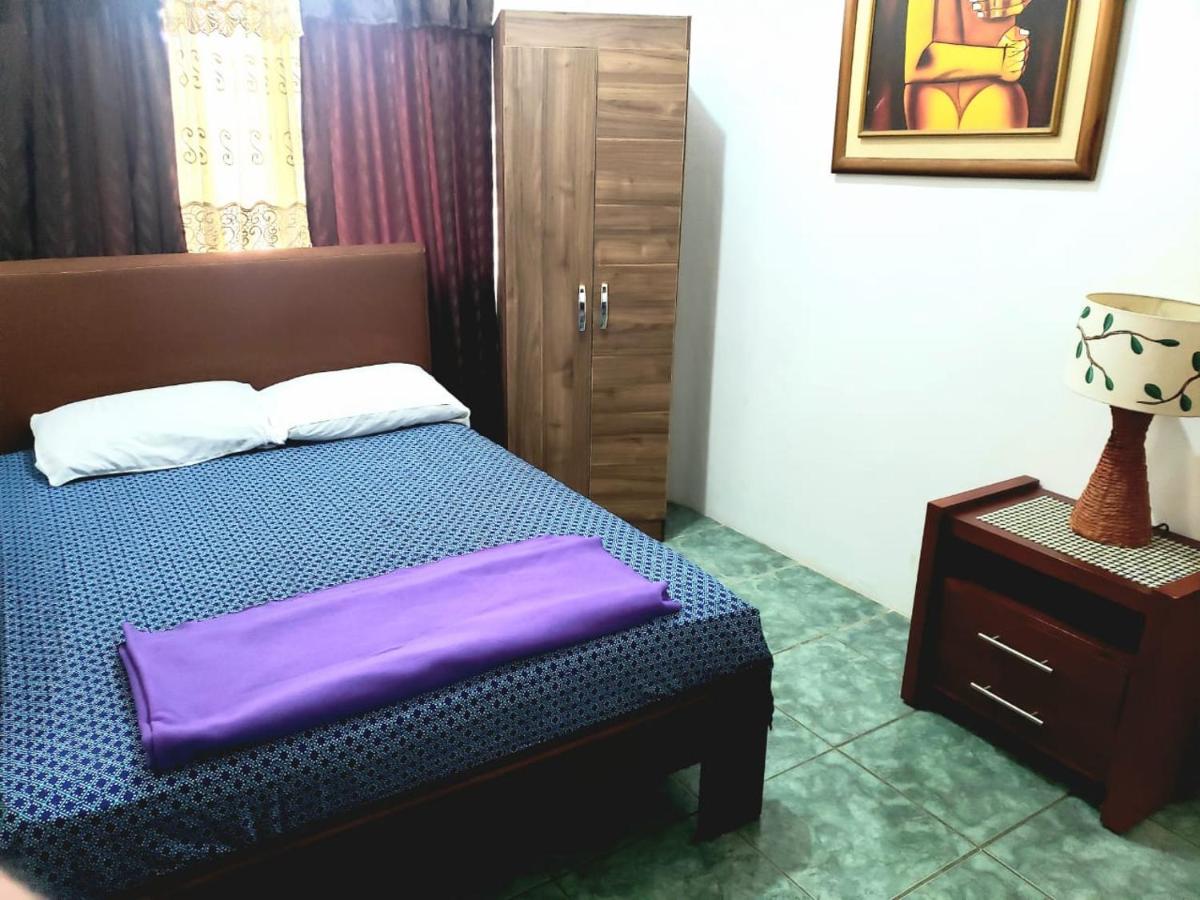 EMMA HOUSE - Housity