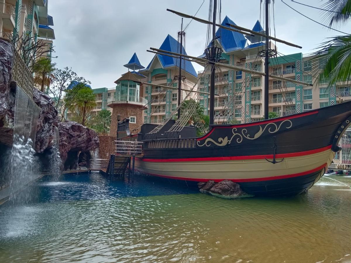 Grande Caribbean Condo Resort Pattaya - Housity