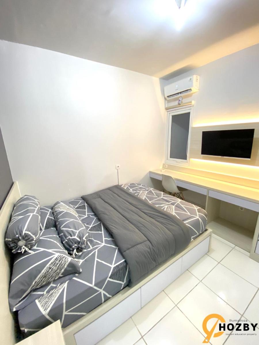 Hozby Suites Aeropolis Premier - Housity