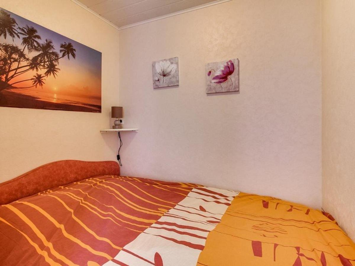 Studio cabine à Esquièze-Sère pour 6 avec balcon, vue montagne et parking - FR-1-402-34 - Housity
