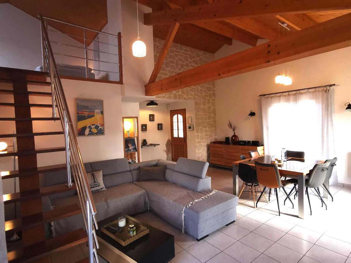Les Oliviers - Maison 6-8 personnes - Housity