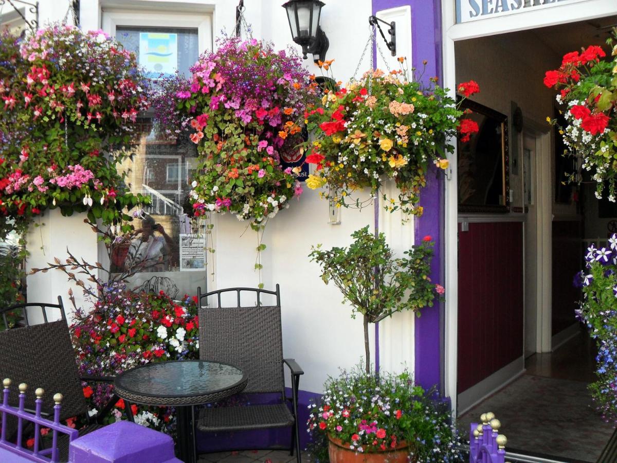 Seashells Guest House - Housity
