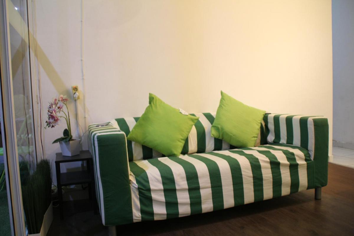 Barata Hotel by Nature's - Housity