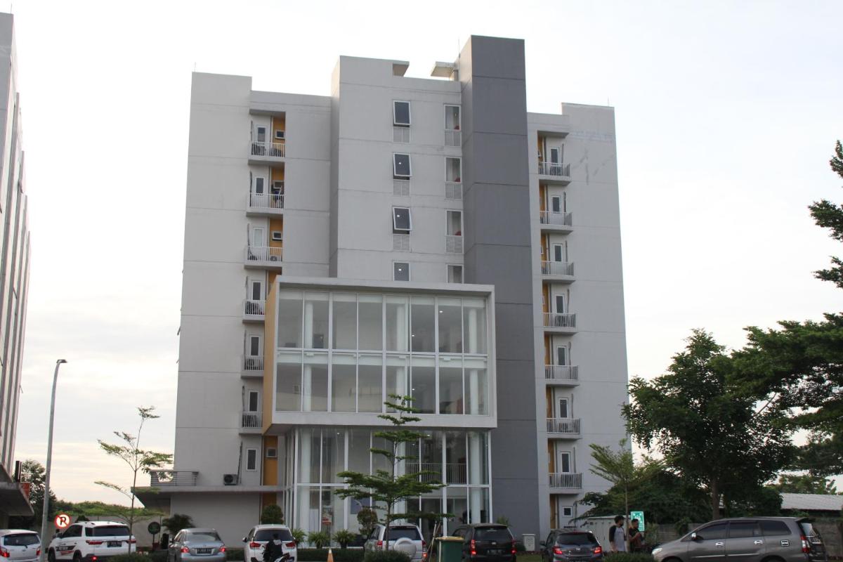 Barata Hotel by Nature's - Housity