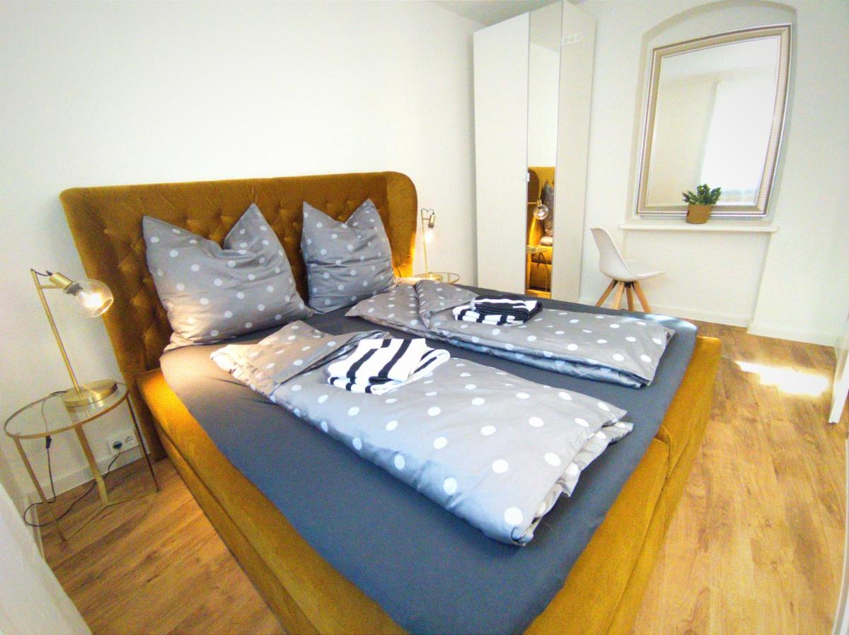 Kunstvoll - individuelle 4-Zimmer Ferienwohnung mit Balkon in Meißen - Housity