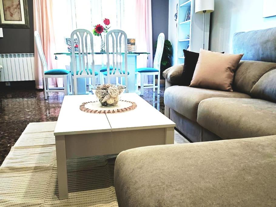 Acogedora y confortable casa familiar en L'Olleria - Housity