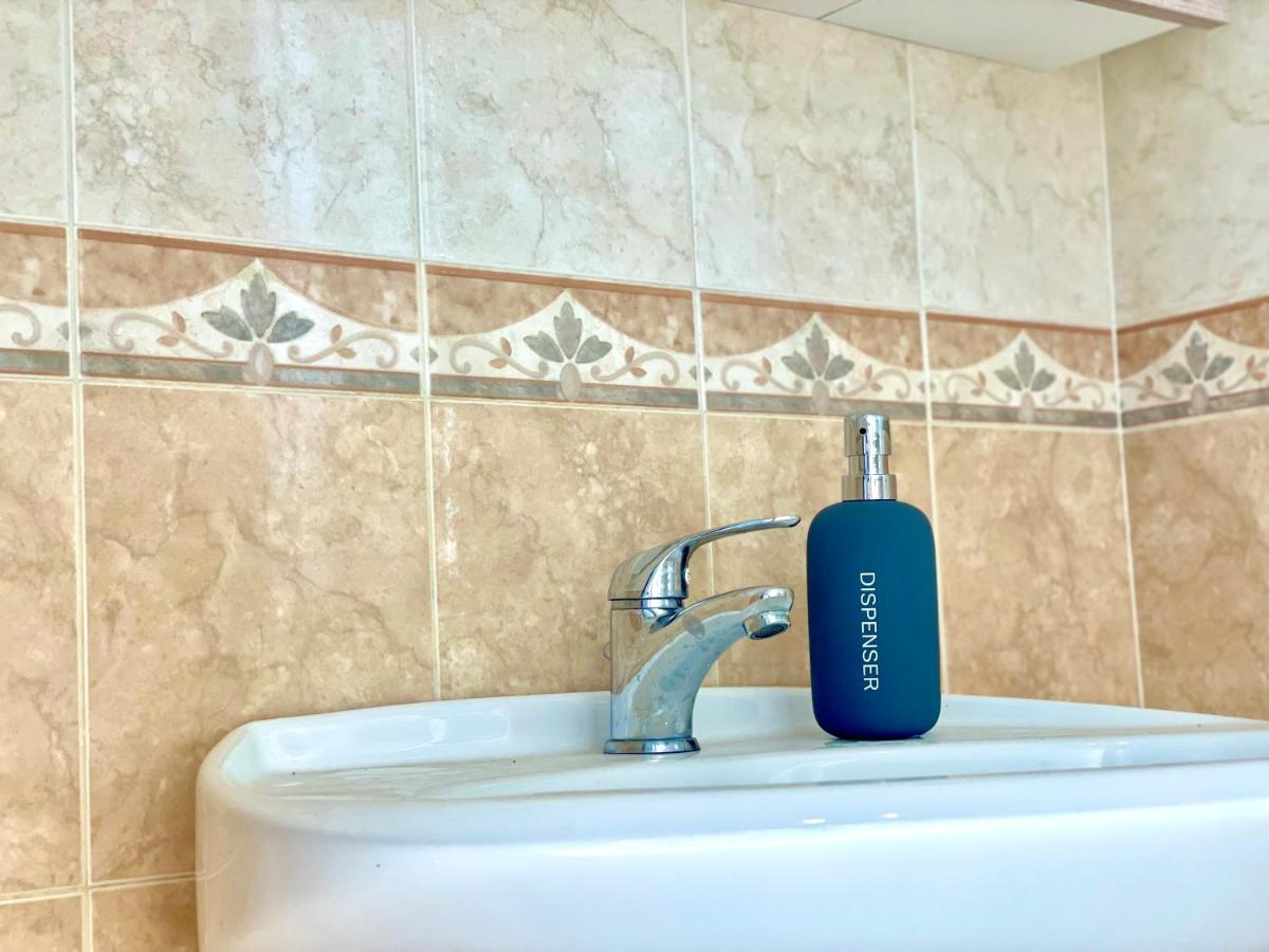 CASA GIO'-vista mare,tribunale e castello nel pieno CENTRO di Trani-WIFI - Hizvo