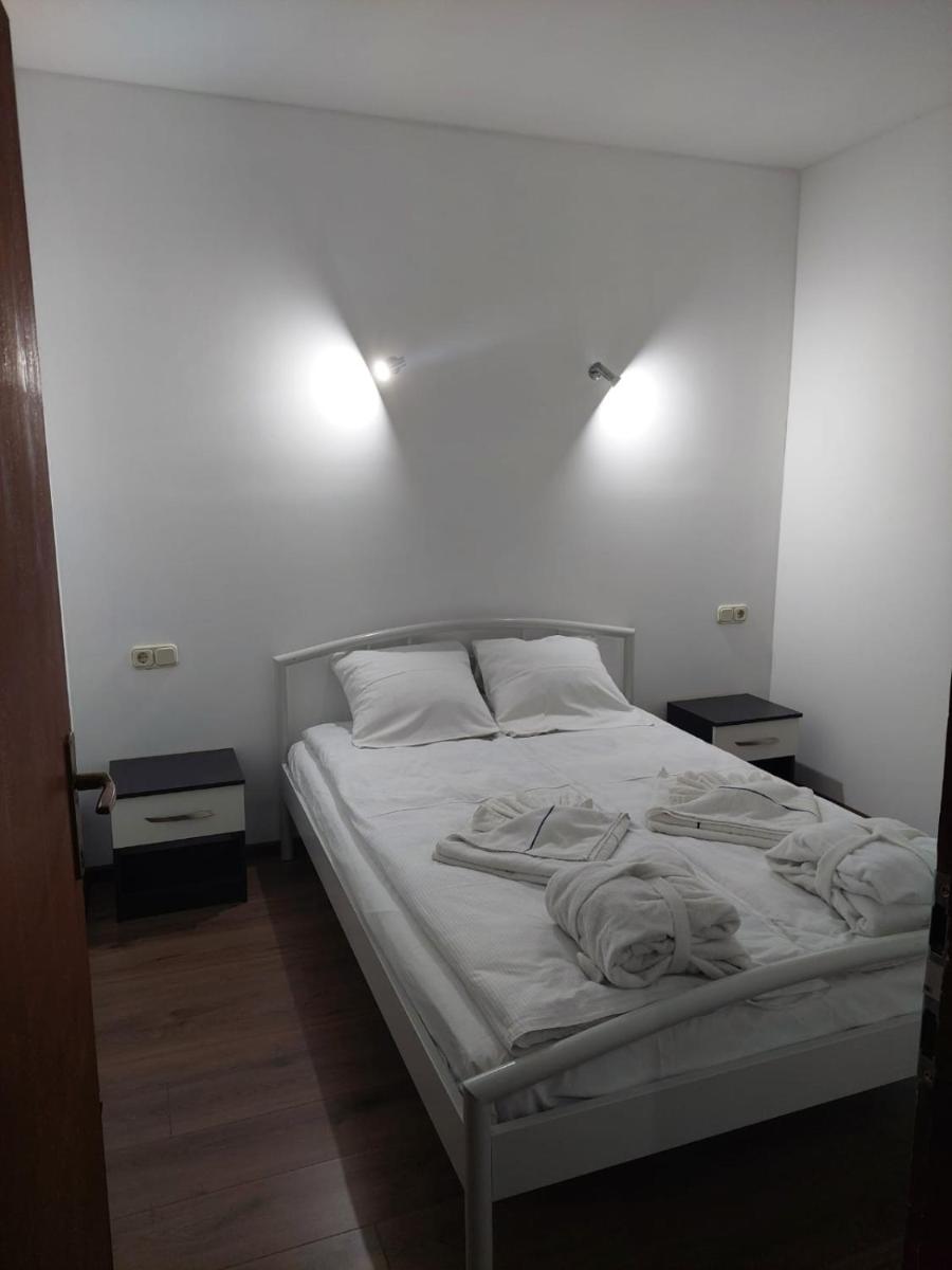 Zlatar M - Housity