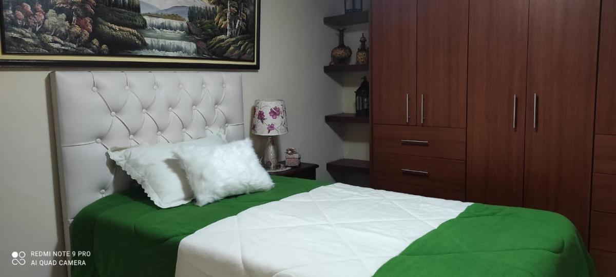 Colonial House Instinto Ecuador - Housity